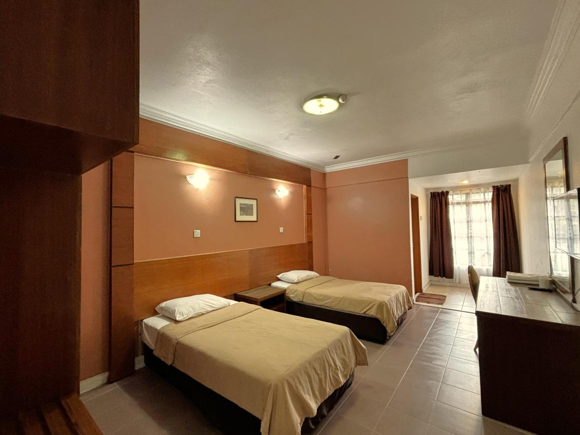 Cool Point Hotel Tanah Rata Esterno foto